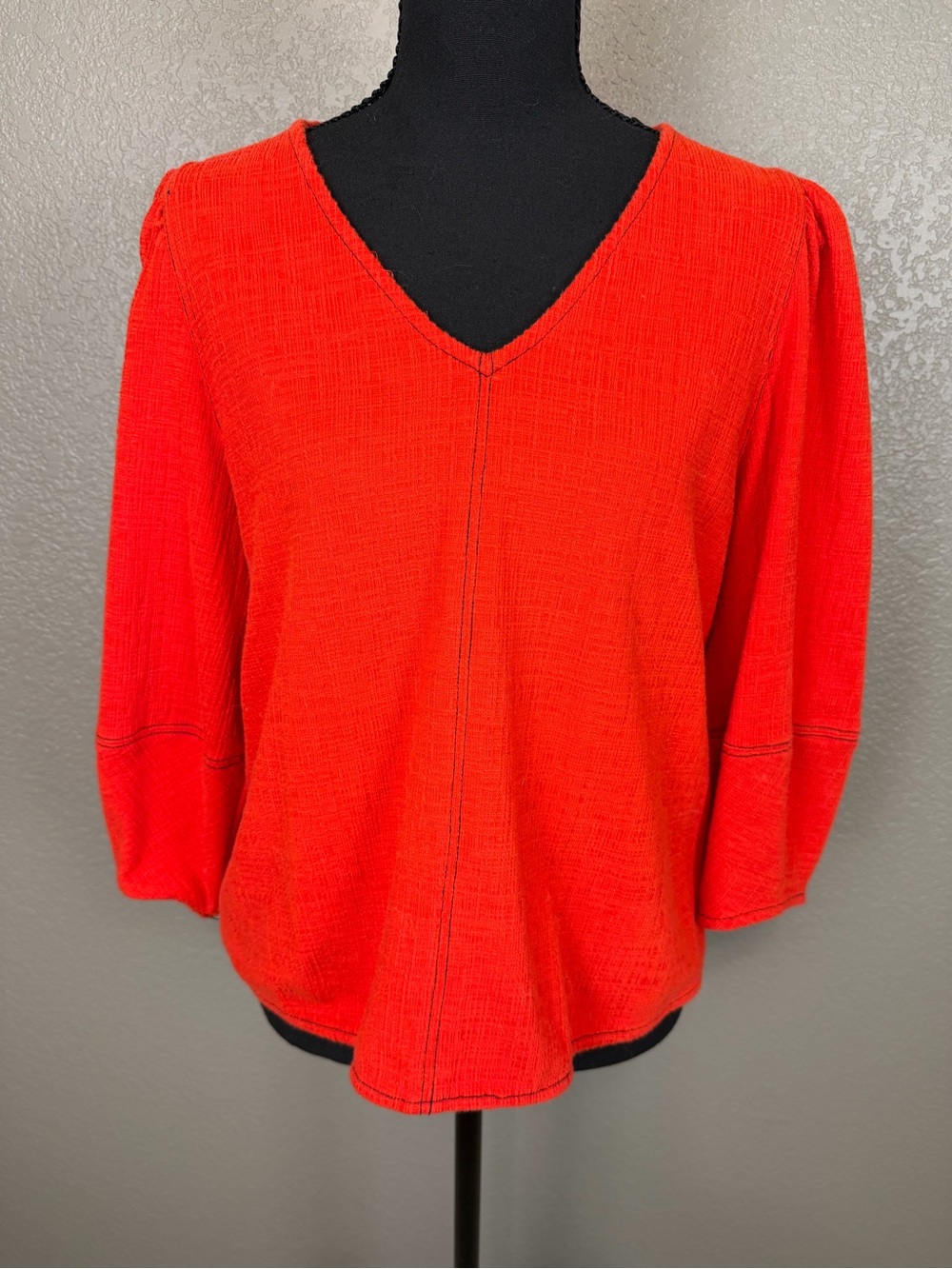 Anthropologie V-Neck Three-Quarter Sleeve Women's Top - Red